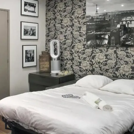 Charming Apt In An Exceptional Location In The Heart Of -louvre *