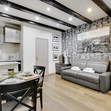 Charming Apt In An Exceptional Location In The Heart Of -louvre *